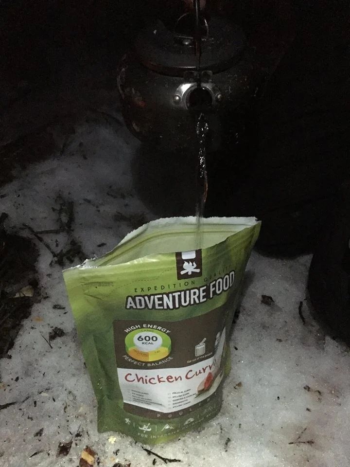 Adventure vojenské MRE jedlo 