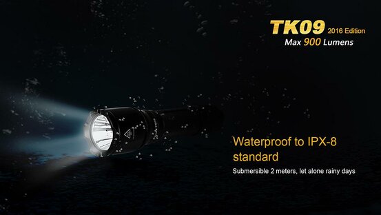 Taktická baterka Fenix TK09 XP-L
