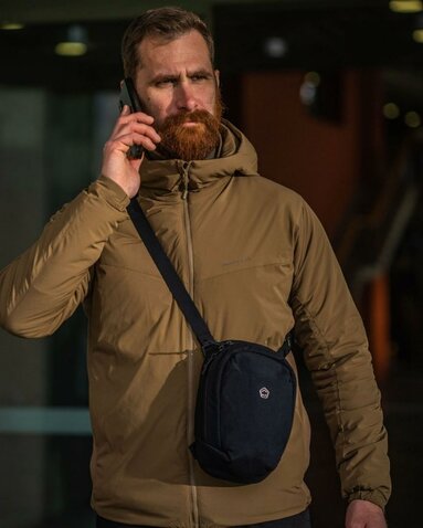 Kapsa cez rameno Pentagon Consul Vertical Sling či