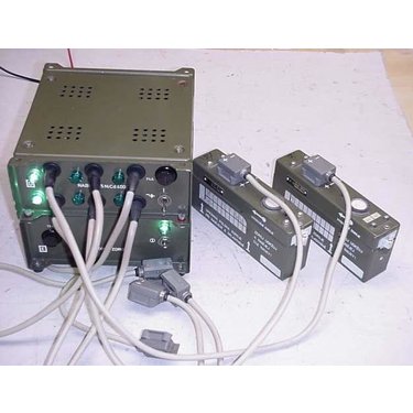 Nabíjačka na 6 batérií z rádiostanice RF-10